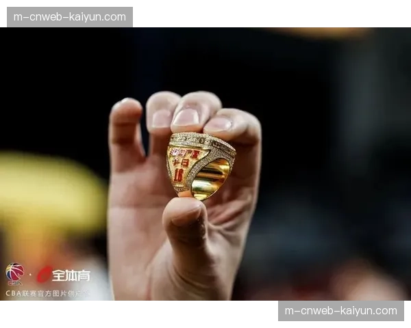 CBA总冠军戒指设计展揭幕,融合生肖“马”年元素